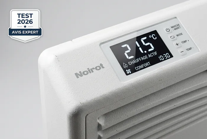 Gros plan sur le radiateur Noirot Amaroc avec badge Test 2026